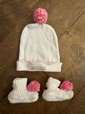 The Beaufort Bonnet Company Baby Hat & Booties Pink Pom Pom Set TBBC